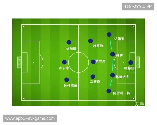 主帅谈话解读战术意图：场边究竟藏着哪些玄机？